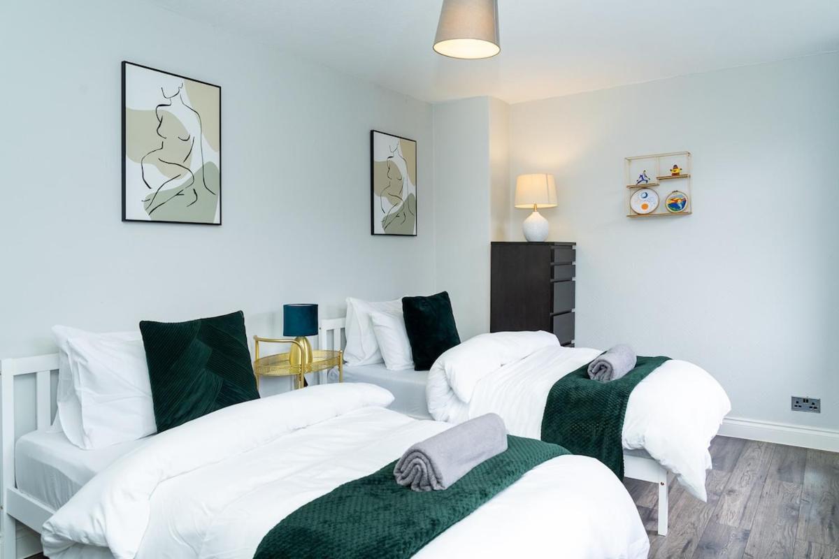 Apartment Luxury 2-bed Townhouse With Free Parking, Near Edinburgh